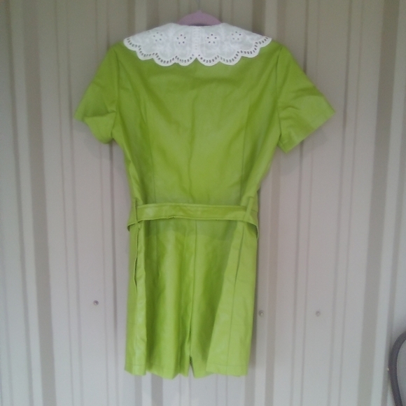 Women's Vegan Faux Leather Green Romper Size Small Christmas Elf Lace Collar - Picture 7 of 10
